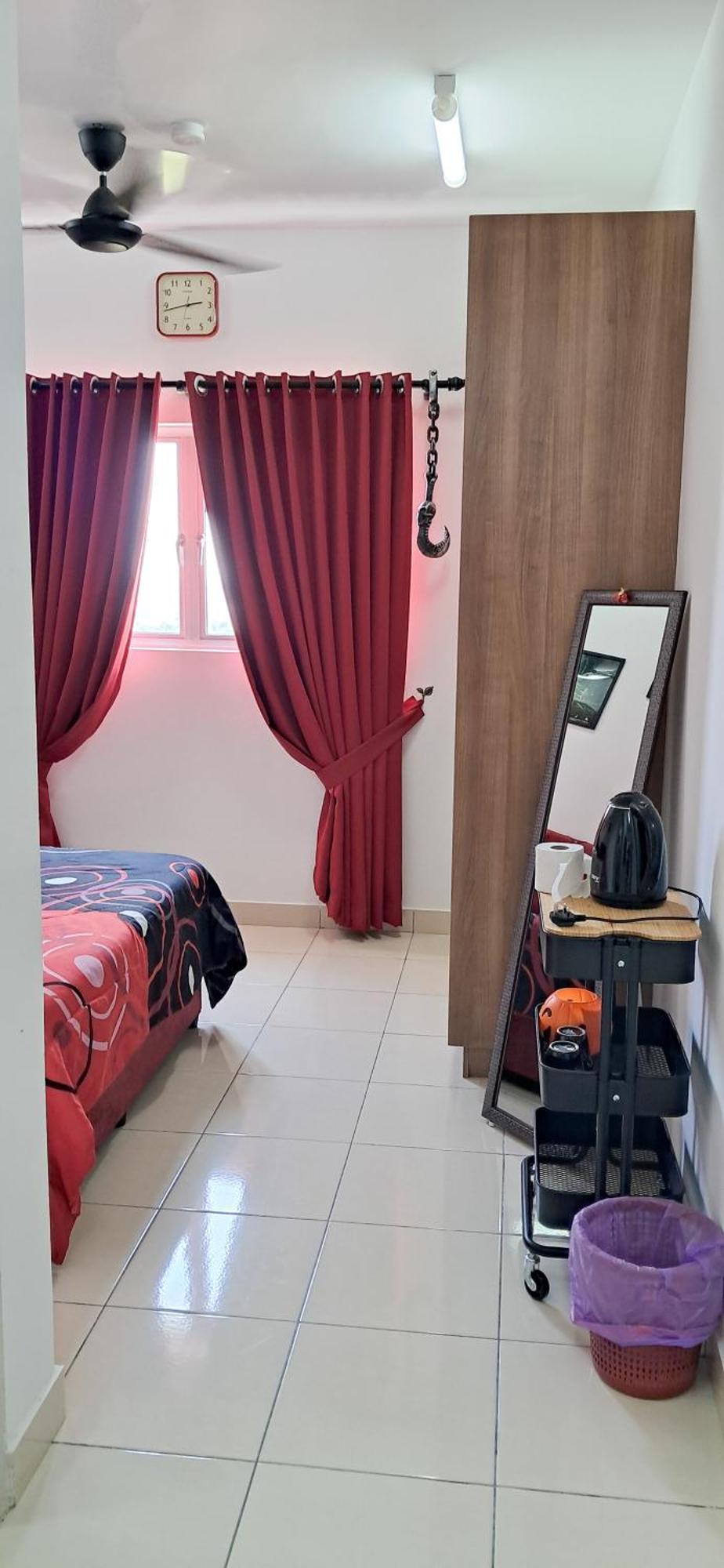 The Red Room Alanis Residence Sepang Exterior foto